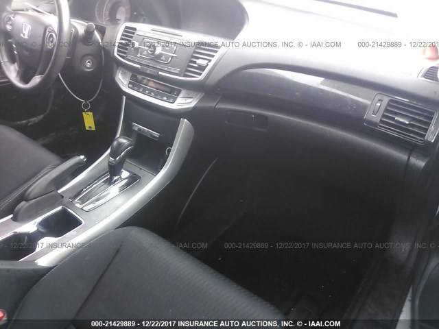 1HGCR2F52FA058231 - 2015 HONDA ACCORD SPORT 白色 照片 5