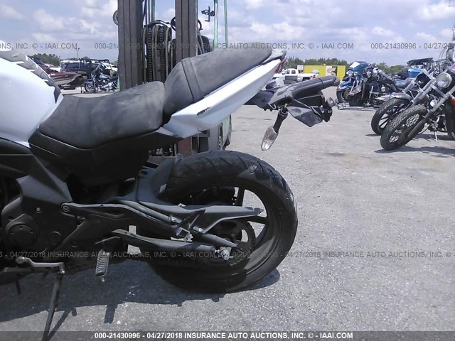 JKAEXEE11DDA11634 - 2013 KAWASAKI EX650 E WHITE photo 6