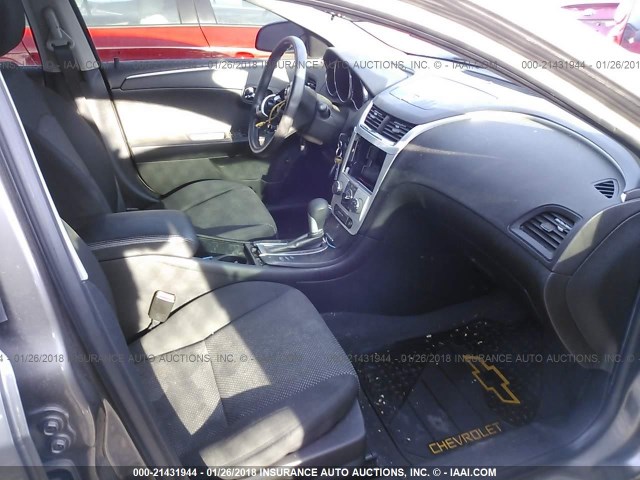 1G1ZC5EU5CF342125 - 2012 CHEVROLET MALIBU 1LT 灰色 照片 5