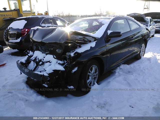 4T1CE38PX5U970922 - 2005 TOYOTA CAMRY SOLARA SE/SLE 黑色 照片 2