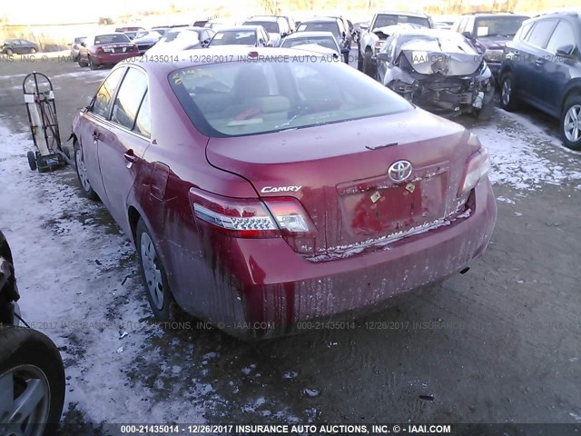 4T4BF3EK8BR214735 - 2011 TOYOTA CAMRY SE/LE/XLE RED photo 3
