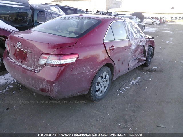 4T4BF3EK8BR214735 - 2011 TOYOTA CAMRY SE/LE/XLE RED photo 4