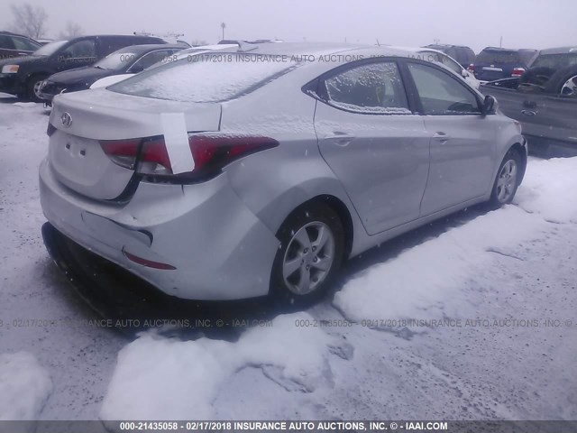 5NPDH4AE4FH651462 - 2015 HYUNDAI ELANTRA SE/SPORT/LIMITED RED photo 4