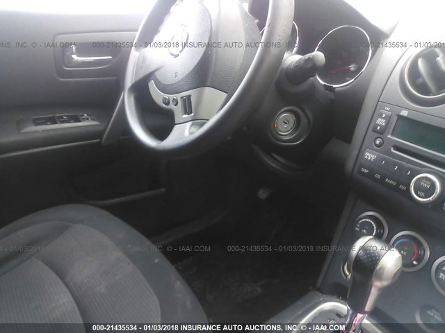 JN8AS58V98W111364 - 2008 NISSAN ROGUE S/SL SILVER photo 5