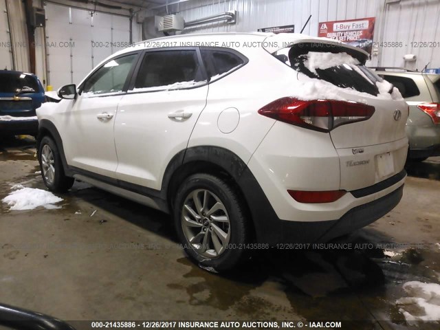 KM8J3CA47HU367329 - 2017 HYUNDAI TUCSON LIMITED/SPORT AND ECO/SE WHITE photo 3