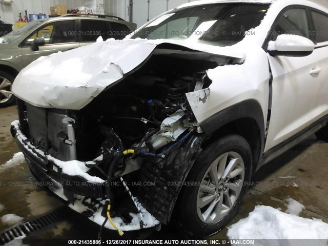 KM8J3CA47HU367329 - 2017 HYUNDAI TUCSON LIMITED/SPORT AND ECO/SE WHITE photo 6