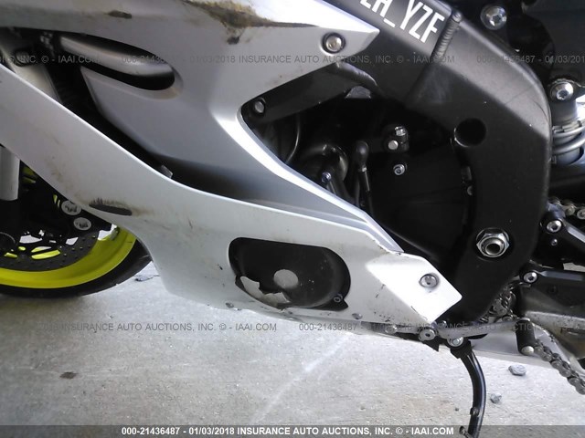 JYARJ28E6HA000439 - 2017 YAMAHA YZFR6 WHITE photo 9