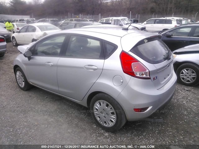 3FADP4TJ5HM128497 - 2017 FORD FIESTA S SILVER photo 3