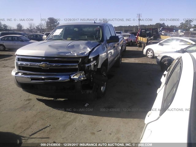 3GCXKUEJ7AG217933 - 2010 CHEVROLET SILVERADO K1500 HYBRID SILVER photo 2