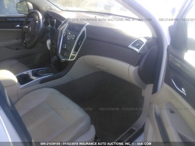 3GYFNAEY0BS528577 - 2011 CADILLAC SRX LUXURY COLLECTION WHITE photo 5