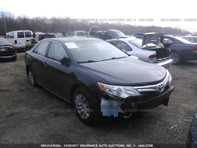 4T4BF1FK5CR227933 - 2012 TOYOTA CAMRY SE/LE/XLE BLACK photo 1