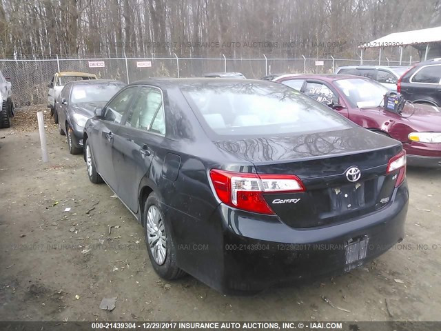 4T4BF1FK5CR227933 - 2012 TOYOTA CAMRY SE/LE/XLE BLACK photo 3