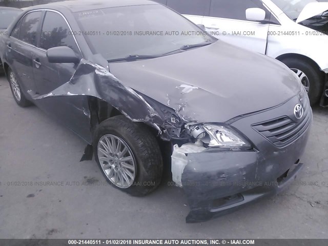 JTNBE46K173025519 - 2007 TOYOTA CAMRY NEW GENERAT CE/LE/XLE/SE GRAY photo 6