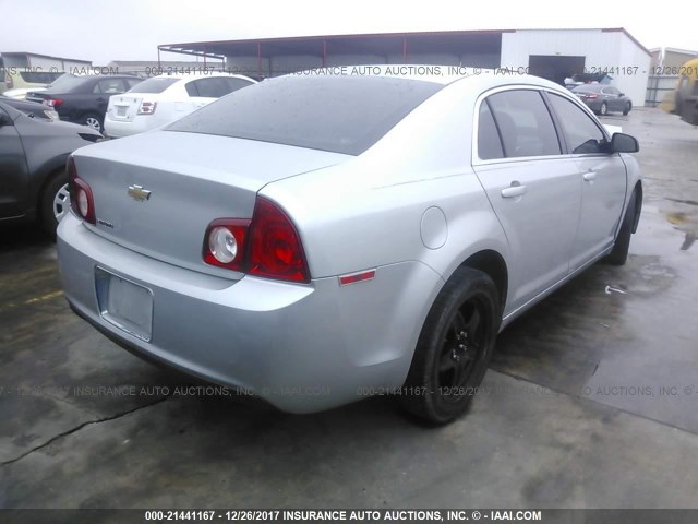 1G1ZA5EBXAF104997 - 2010 CHEVROLET MALIBU LS Gümüş foto 4
