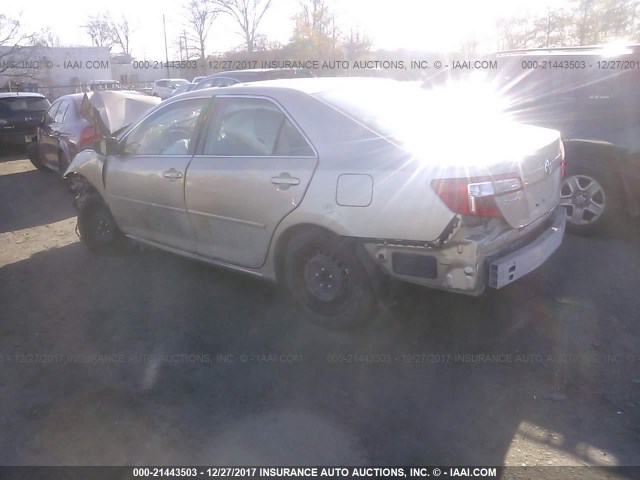 4T1BF1FK5CU115367 - 2012 TOYOTA CAMRY SE/LE/XLE GOLD photo 3
