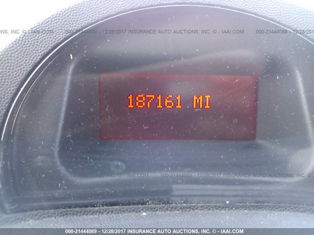 2G2WP552481157855 - 2008 PONTIAC GRAND PRIX SILVER photo 7