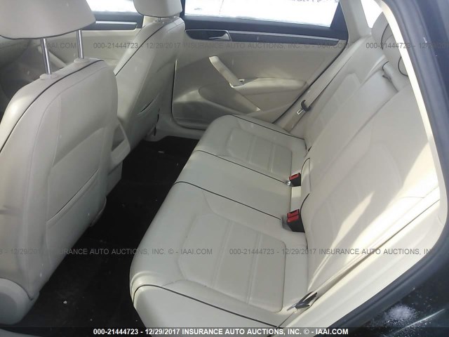 1VWDT7A35HC036610 - 2017 VOLKSWAGEN PASSAT R-LINE Qara foto 8
