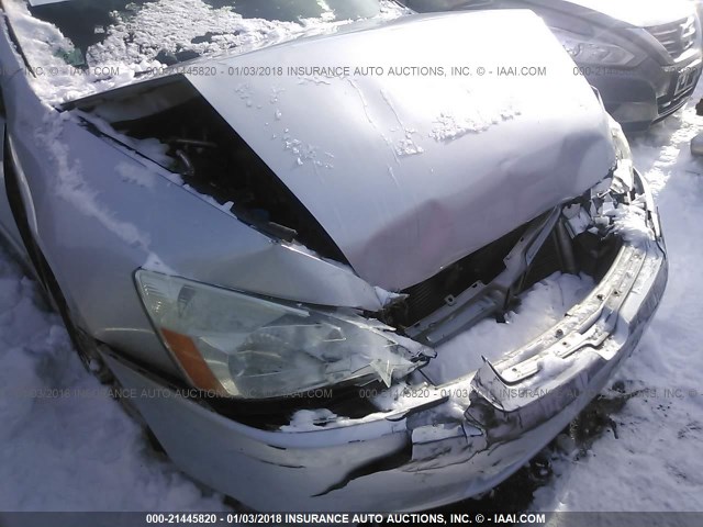 1HGCM56185A184458 - 2005 HONDA ACCORD DX SILVER photo 6