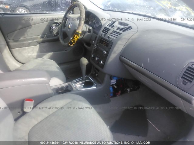 1G1ZS58F77F188362 - 2007 CHEVROLET MALIBU LS WHITE photo 5