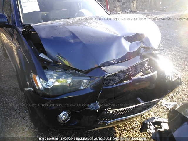 JA4AS3AW2DU001470 - 2013 MITSUBISHI OUTLANDER SE შავი ფოტო 6