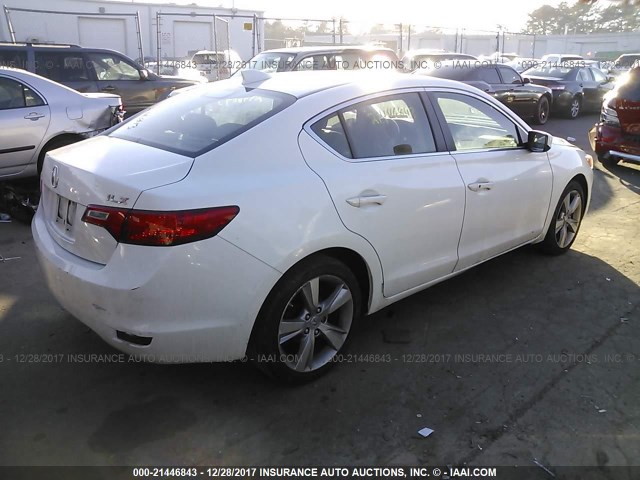 19VDE1F31EE013633 - 2014 ACURA ILX 20 WHITE photo 4