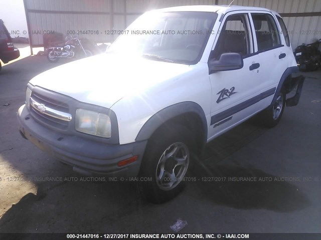 2CNBJ734816949751 - 2001 CHEVROLET TRACKER ZR2 WHITE photo 2