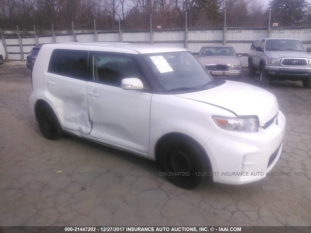 JTLZE4FEXEJ056049 - 2014 TOYOTA SCION XB WHITE photo 1