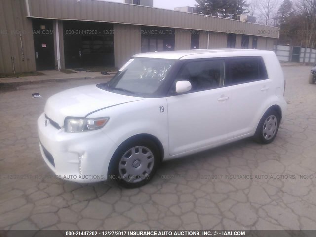 JTLZE4FEXEJ056049 - 2014 TOYOTA SCION XB WHITE photo 2
