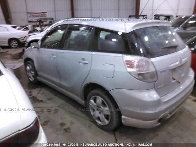 2T1LR32E06C551735 - 2006 TOYOTA COROLLA MATRIX XR SILVER photo 3