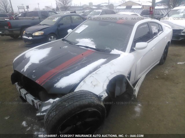 2C3CDXHG7EH183643 - 2014 DODGE CHARGER SXT WHITE photo 2