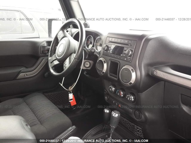 1C4AJWAG6CL181818 - 2012 JEEP WRANGLER SPORT BLACK photo 5