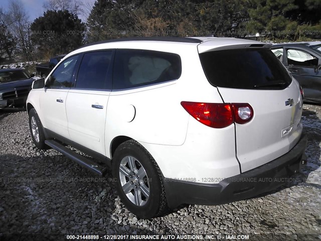 1GNLRFED0AJ203684 - 2010 CHEVROLET TRAVERSE LT WHITE photo 3