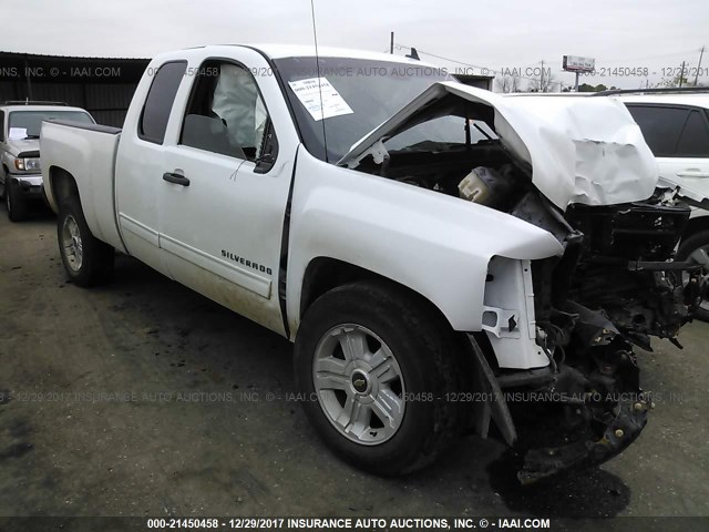 1GCRKSE78DZ353526 - 2013 CHEVROLET SILVERADO K1500 LT WHITE photo 1