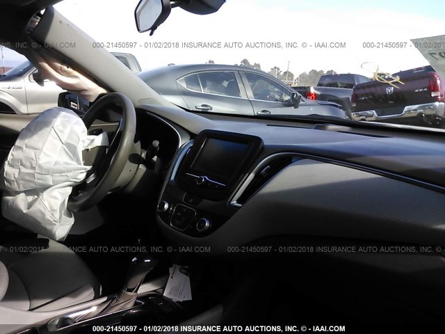 1G1ZB5ST8JF102546 - 2018 CHEVROLET MALIBU LS 白色 照片 5