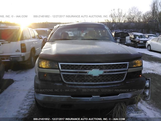 1GCHK29UX5E163425 - 2005 CHEVROLET SILVERADO K2500 HEAVY DUTY TAN photo 6