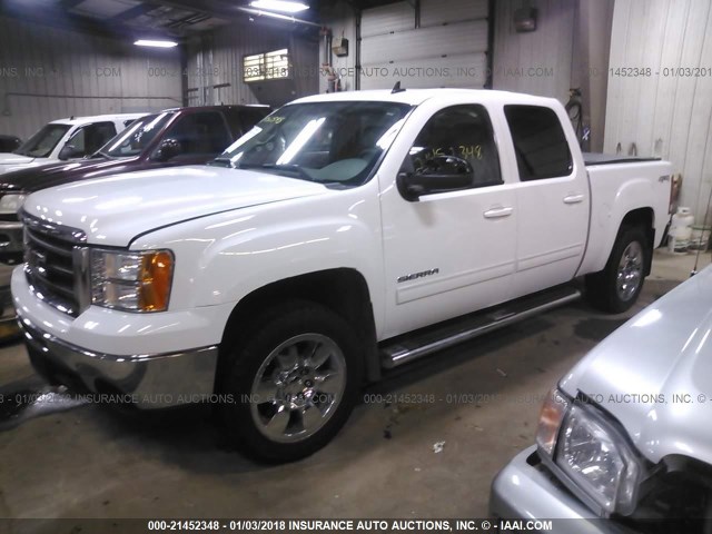 3GTRKWE35AG189443 - 2010 GMC SIERRA K1500 SLT WHITE photo 2