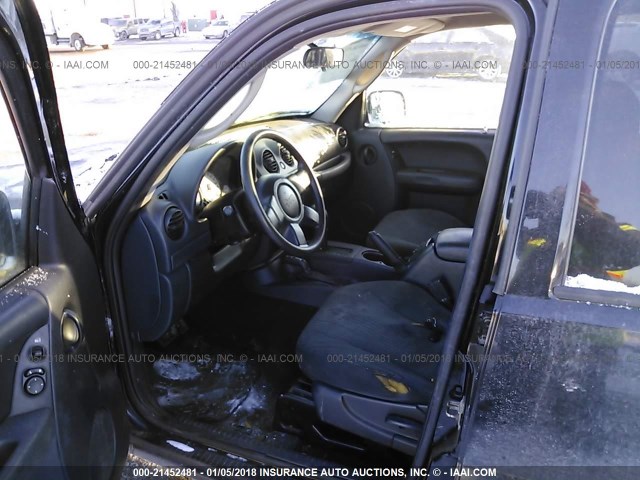 1J4GL48K94W301057 - 2004 JEEP LIBERTY SPORT 黑色 照片 5