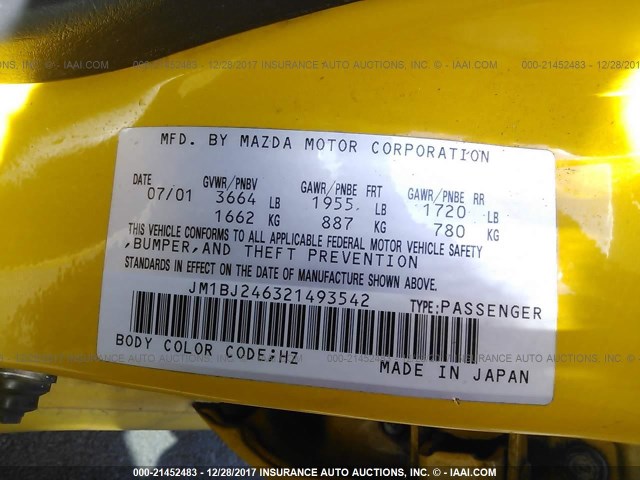 JM1BJ246321493542 - 2002 MAZDA PROTEGE PR5 YELLOW photo 9