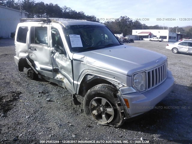 1J8GN28K98W102870 - 2008 JEEP LIBERTY SPORT SILVER photo 1