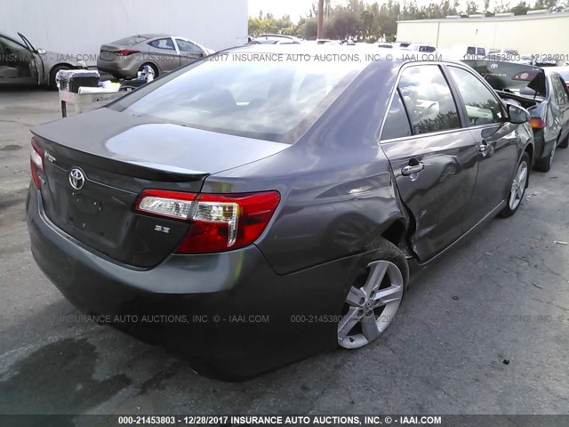 4T1BF1FK4DU687368 - 2013 TOYOTA CAMRY L/SE/LE/XLE GRAY photo 4