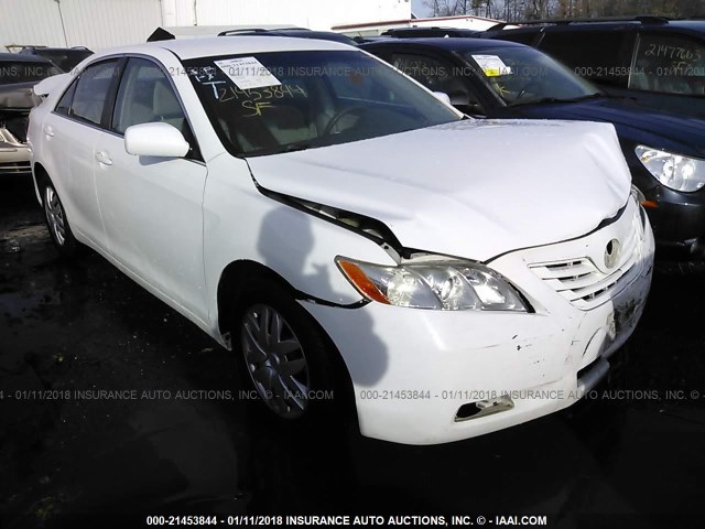 4T1BE46K69U920677 - 2009 TOYOTA CAMRY SE/LE/XLE WHITE photo 1