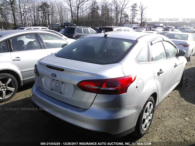 1FADP3E25GL397454 - 2016 FORD FOCUS S SILVER photo 4