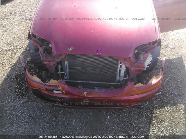 KL1TD52675B388945 - 2005 CHEVROLET AVEO LS RED photo 6