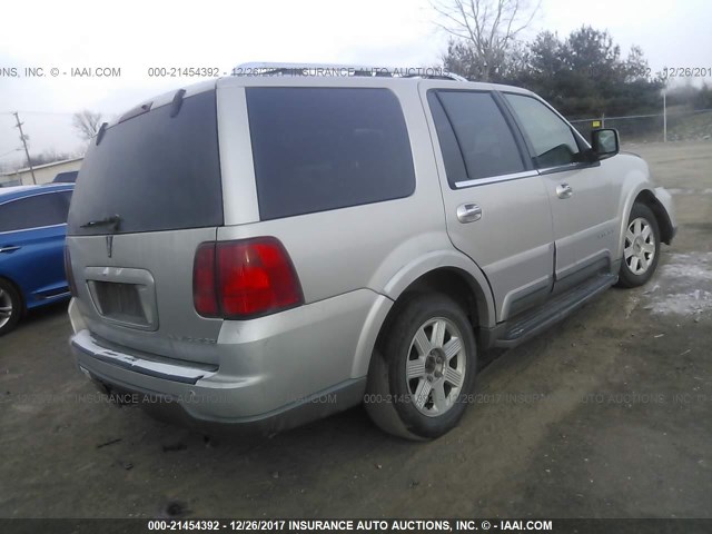 5LMFU28R13LJ07986 - 2003 LINCOLN NAVIGATOR 灰色 照片 4