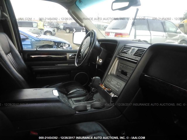 5LMFU28R13LJ07986 - 2003 LINCOLN NAVIGATOR 灰色 照片 5