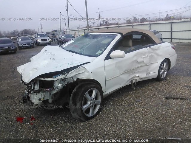 4T1FA38PX8U152796 - 2008 TOYOTA CAMRY SOLARA SE/SLE/SPORT WHITE photo 2