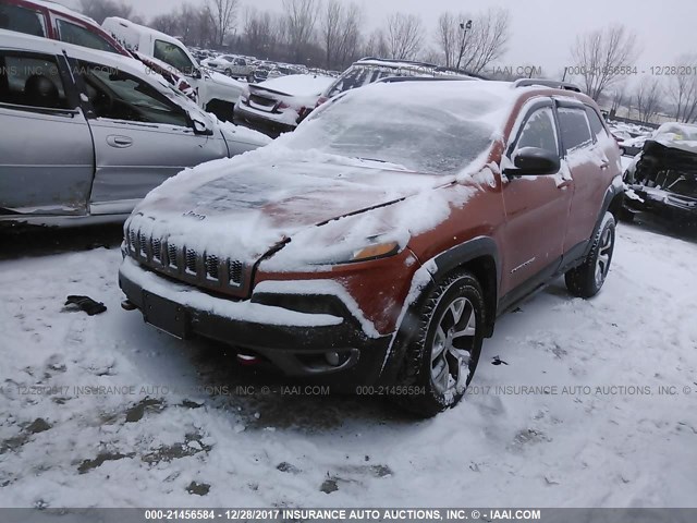 1C4PJMBB2FW557872 - 2015 JEEP CHEROKEE TRAILHAWK ORANGE photo 2