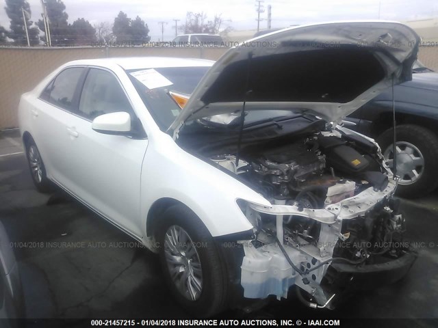 4T4BF1FK9ER376266 - 2014 TOYOTA CAMRY L/SE/LE/XLE 白色 照片 1