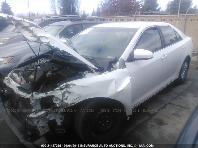 4T4BF1FK9ER376266 - 2014 TOYOTA CAMRY L/SE/LE/XLE 白色 照片 2