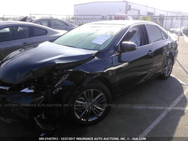 4T1BF1FK0HU444775 - 2017 TOYOTA CAMRY LE/XLE/SE/XSE Dark Blue photo 6